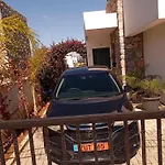 Med Privat Saltvannsbasseng Pa Dejablue *