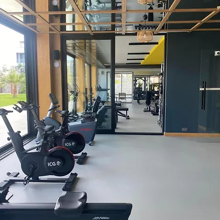 Med Privat Saltvannsbasseng Pa Dejablue