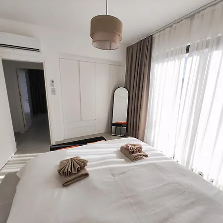 Med Privat Saltvannsbasseng Pa Dejablue * Kalogrea