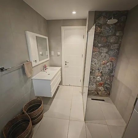 빌라 Med Privat Saltvannsbasseng Pa Dejablue Kalogrea