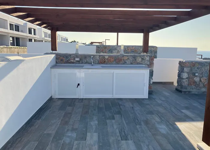 Med Privat Saltvannsbasseng Pa Dejablue