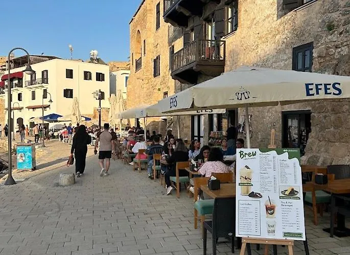 Med Privat Saltvannsbasseng Pa Dejablue