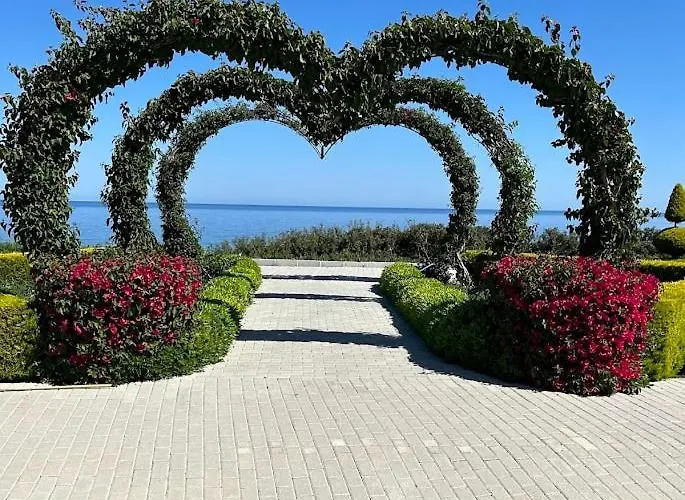 Med Privat Saltvannsbasseng Pa Dejablue Βίλα *