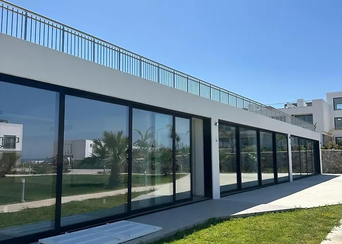 Med Privat Saltvannsbasseng Pa Dejablue Villa *