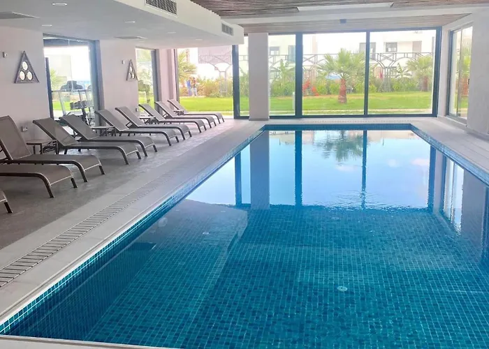 Med Privat Saltvannsbasseng Pa Dejablue * Kalogrea